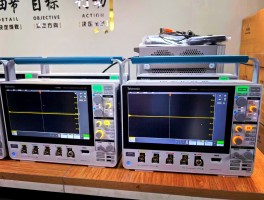 示波器怎么看频率(示波器怎么看频率?)
